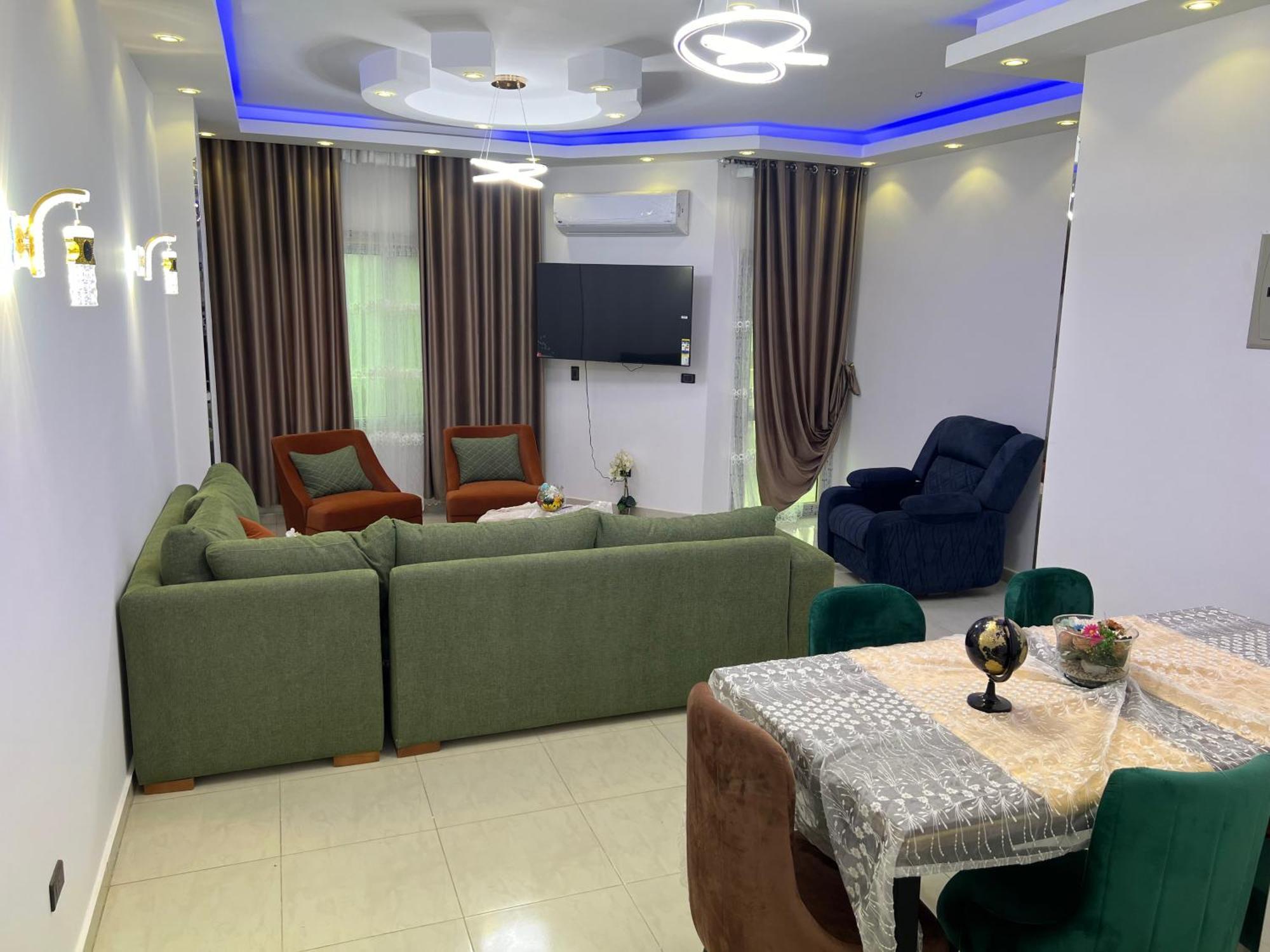 Pyramid Heights Apartment Cairo